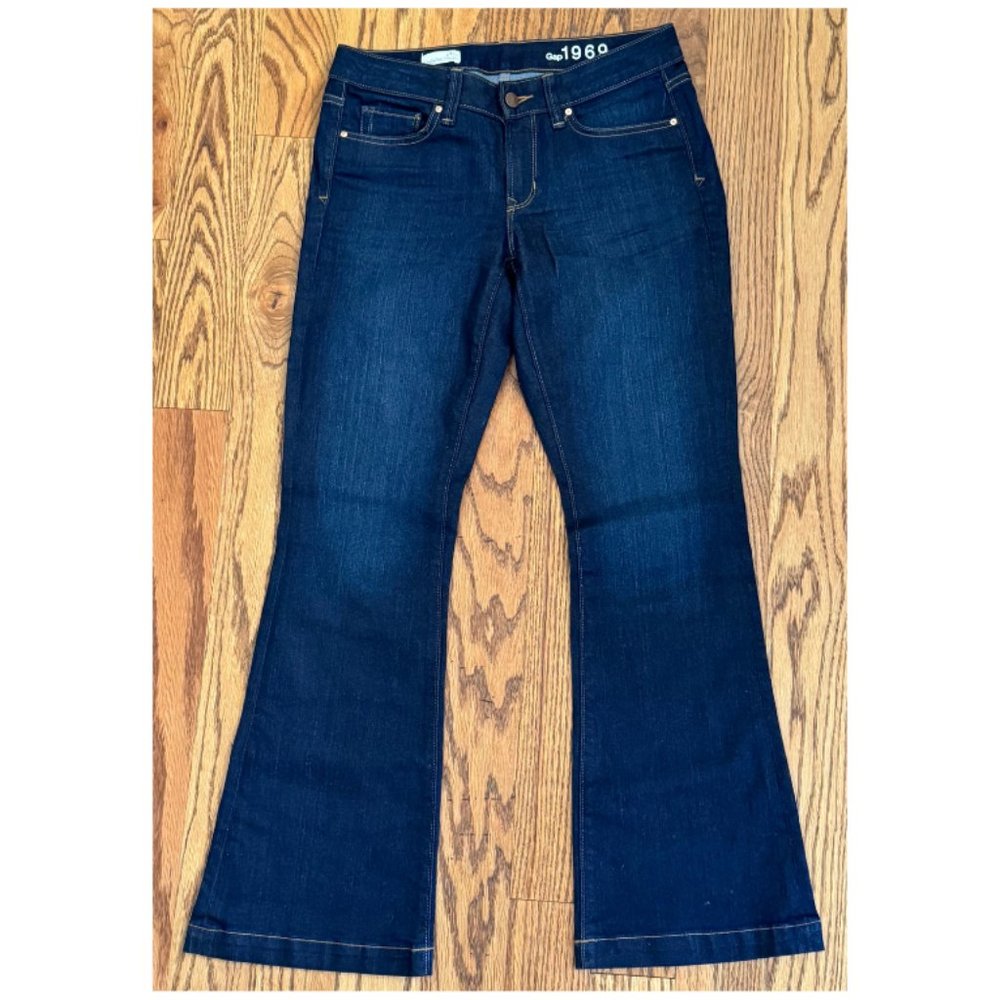 GAP 153581-00 Long & Lean Trouser Dark Wash Jean 26 Short EUC